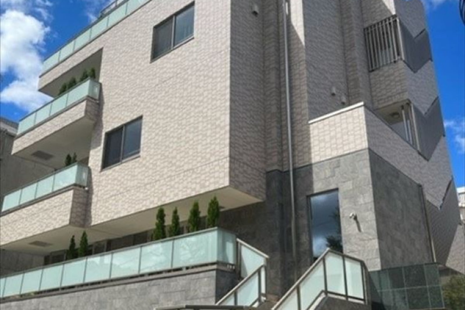 アルベリ代々木公園