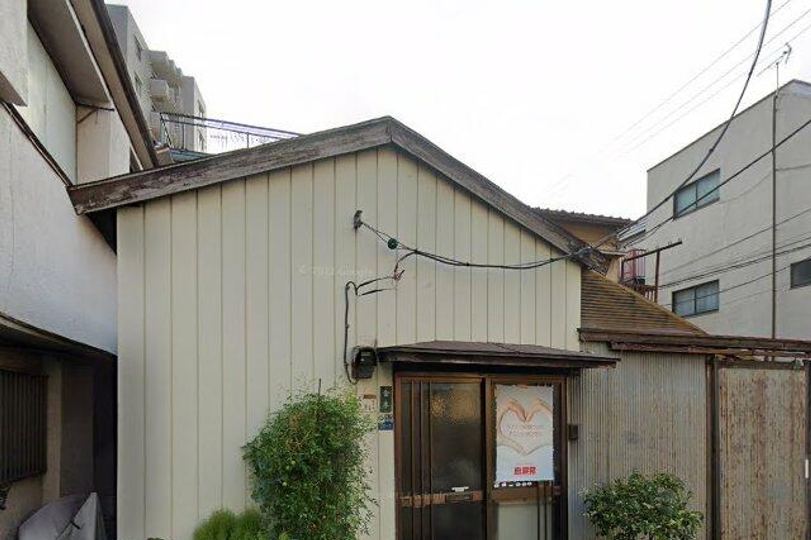 エスカペイド