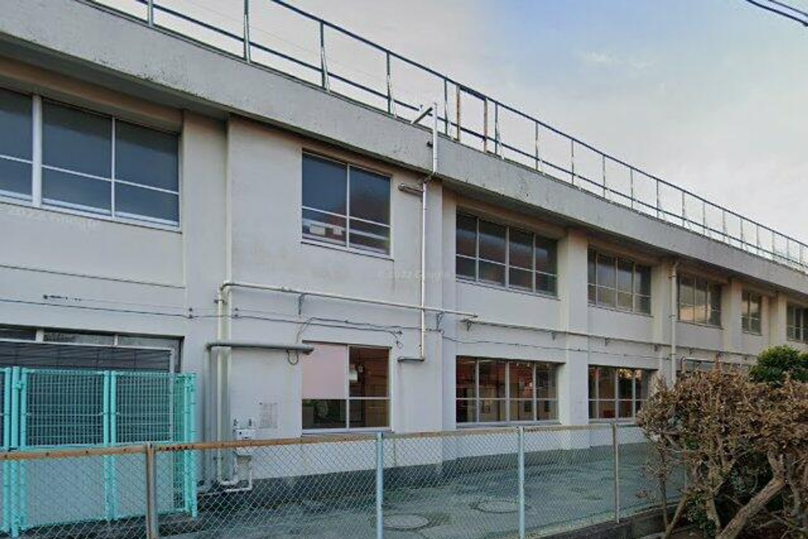 リラフォート