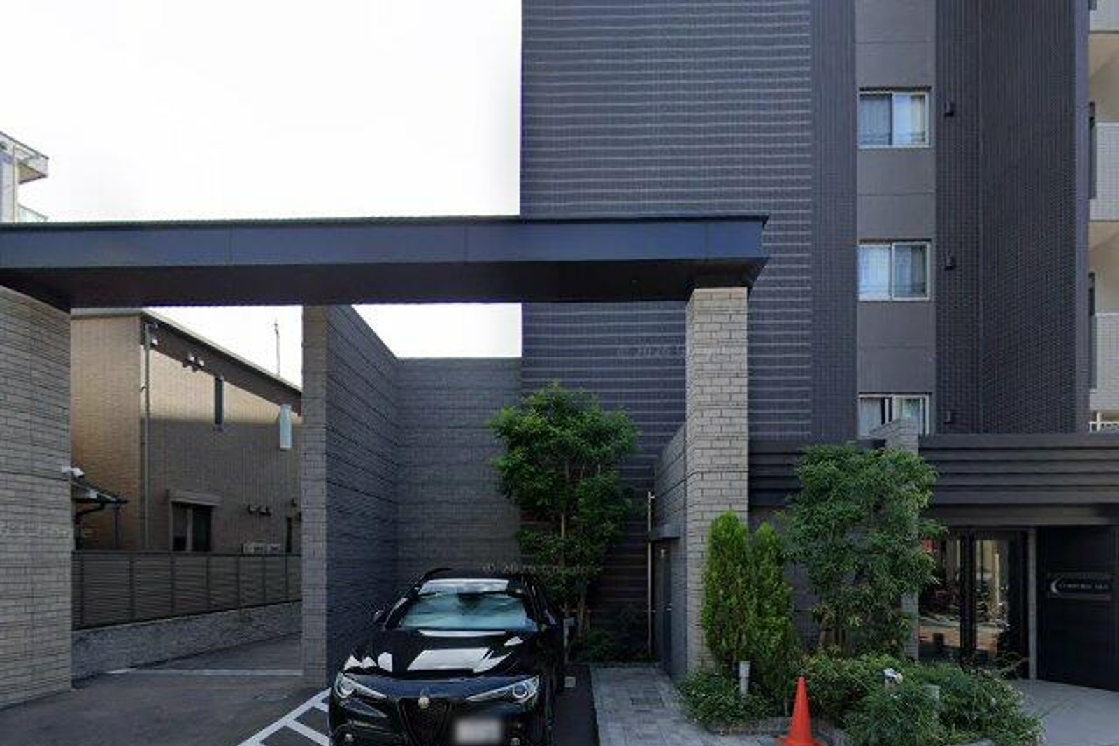 コンフォリア西新井